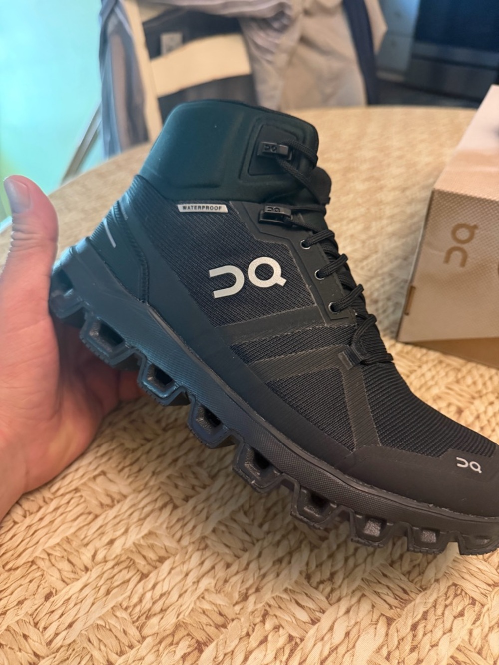 On Running. CLOUDROCK  Waterproof Mid SZ 8 woman new in box $240 EVERYWHERE!!! - Picture 2 of 6